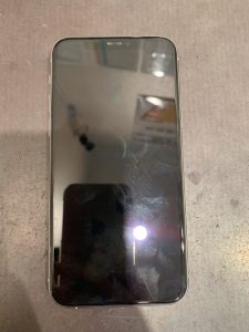 【iPhone11　画面交換修理】堺市よりご来店のお客様！☆