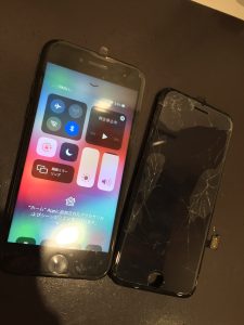 【iPhoneSE2 画面交換修理】藤井寺市よりご来店のお客様!☆