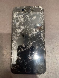 【iPhoneSE3 画面交換修理】藤井寺市よりご来店のお客様！☆