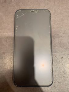 【iPhone12 画面交換修理】八尾市よりご来店のお客様！☆