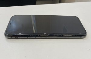 夏場はバッテリー膨張に注意！iPhoneX／バッテリー交換