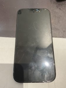 iPhone14Pro 画面修理 柏原市