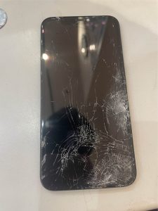 iPhone11 画面修理