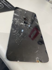 八尾市 OPPO A5 2020 画面修理