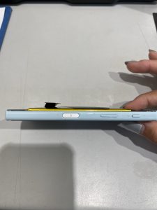 XperiaXcompactのバッテリー交換　山本町よりお越し