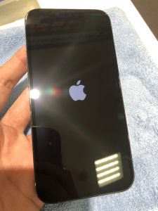 iPhone13Pro画面ガラス＋カメラレンズ／ガラスコーティング施工♪