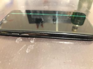 【バッテリーが膨張し画面が故障！？】東大阪市角田よりご来店♪