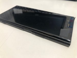 【ケースから外すとスマホが…】八尾市太田よりご来店♪
