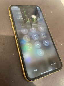 【iPhoneの上に物が…！？】八尾市渋川町よりご来店♪