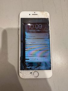 【iPhoneSE2 画面交換修理】岸和田市よりご来店のお客様!☆