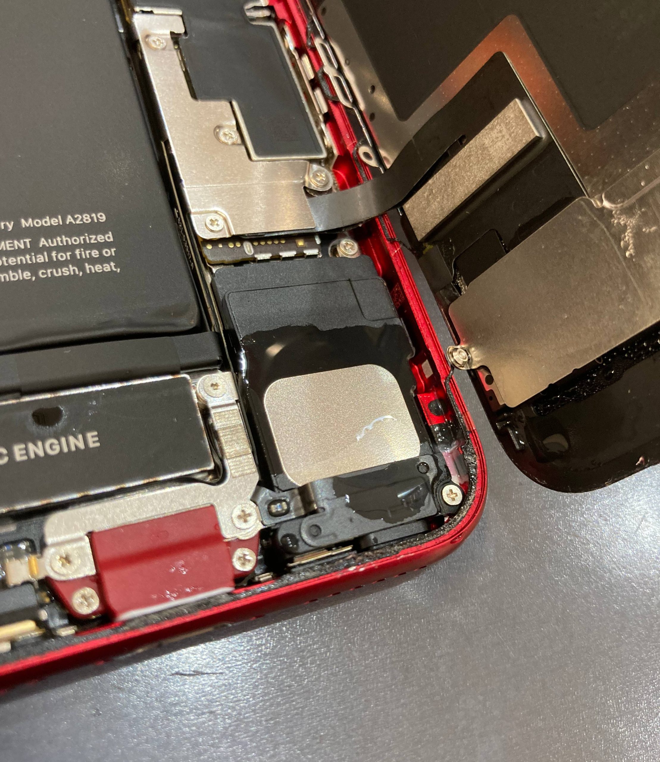 八尾市｜iPhone SE 第3世代の水没復旧ならスマートクール | iPhone修理