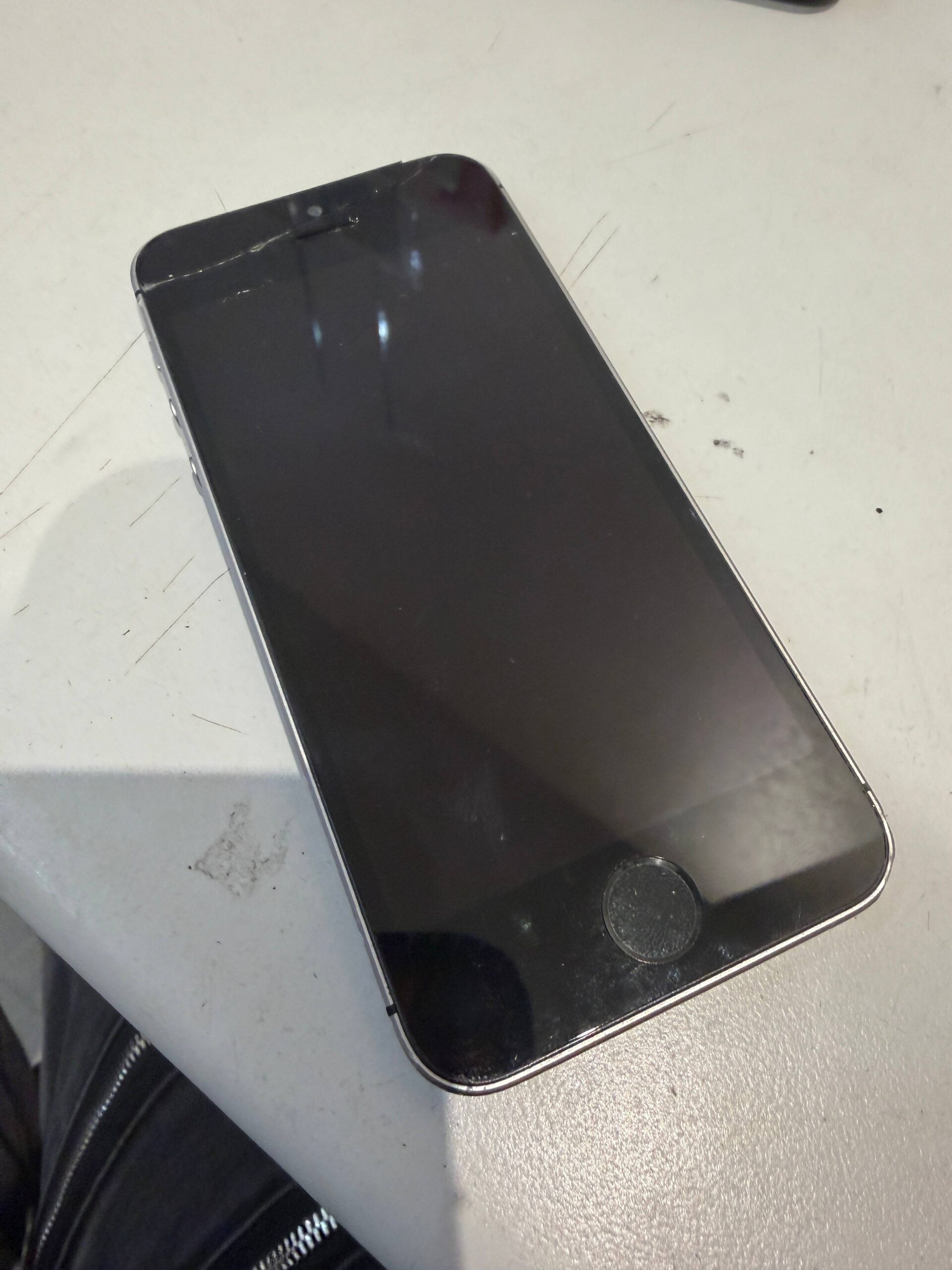 iPhone SE本体 不良品 iPhone SEの正規修理が終了！修理はどうすればいい？ | iPhone修理